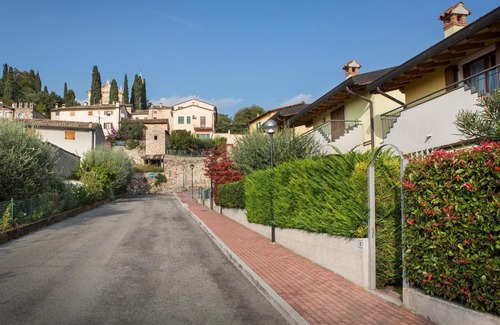 Cola Apartment | Inviting Casa Cariza with Pool & Pet-Friendly Amenities