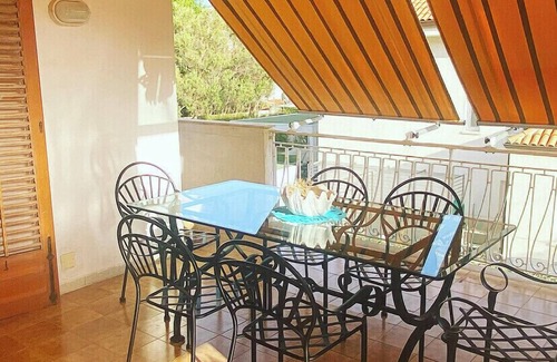 Mondello Apartment | Casa Carizzi: Steps from Mondello Beach with Ocean View
