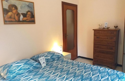Borghetto Santo Spirito Apartment | Pet-Friendly Casa Carletta: Family-Friendly Getaway