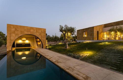 Noto Villa | Experience Casa Carlita: A Family-Friendly Retreat