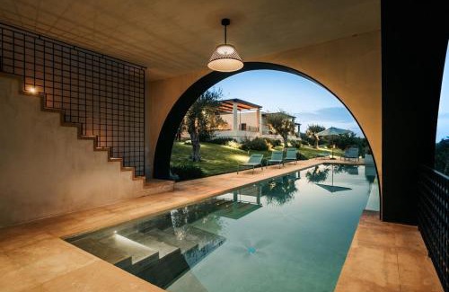 Noto Villa | Experience Casa Carlita: A Family-Friendly Retreat