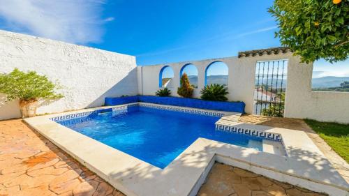 Zagrilla Villa | Relax at Casa Carmela Priego de Cordoba with Pool Access