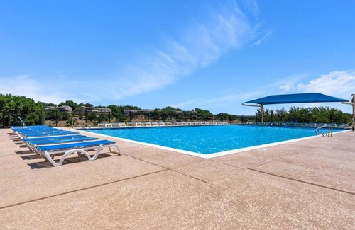 Point Venture House | Relax at Casa Carmen by the Lakeside Golf Course Resort