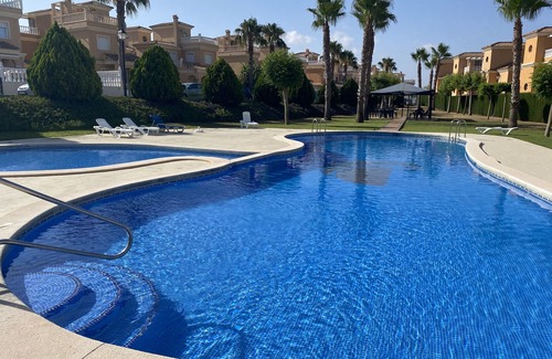 Lo Crispin Villa | Coastal Escape at Casa Carpe Diem with Ocean Views