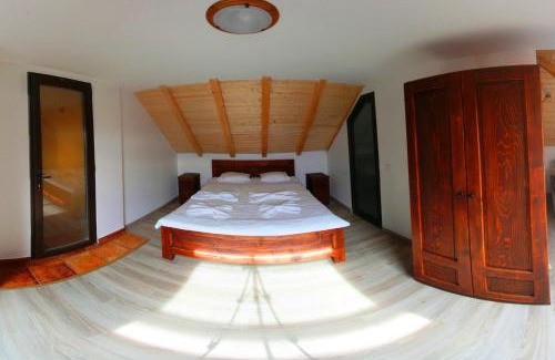 Turcinesti House | Inviting Casa Cartianu: Oceanfront with Pool & Pet-Friendly
