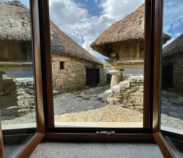 Piornedo Ski Chalet | Cozy Casa Casoa: Child-Friendly Retreat with Top Reviews