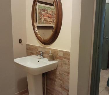 Bagheria Apartment | Casa Castelli: Perfect Getaway with Family-Friendly Amenities