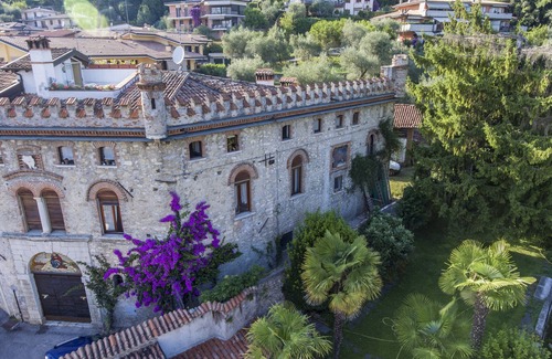 Salo Apartment | Experience Casa Castello: Spa & Breakfast in Salo Center