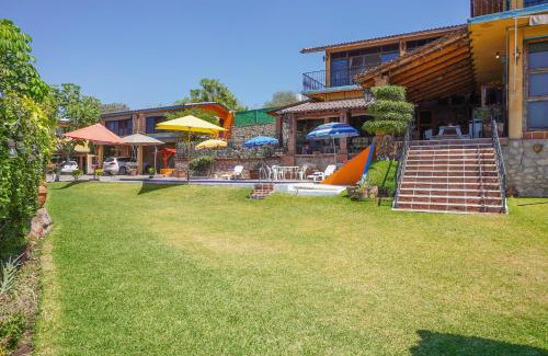 Tequesquitengo House | Unforgettable Oceanfront Stay at Casa Cayetana Teques