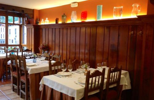 Potes Hotel | Discover Casa Cayo: Family-Friendly Getaway with Dining