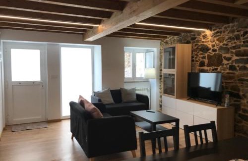 Furelos House | Family-Friendly Casa Cea: Rated 9.4 by Happy Guests