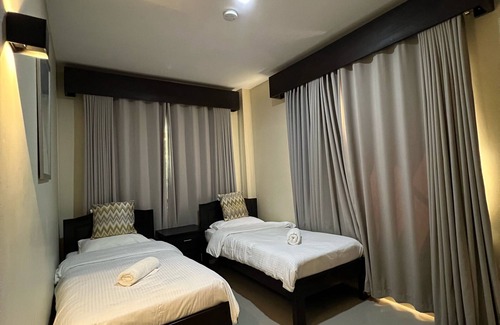 Bantay Hotel | Casa Cecilia Hotel: Top-Rated Stays with Pool and Spa