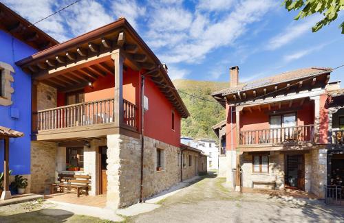 Pilona Ski Chalet | Pet-Friendly Casa Celis: Guest Rated 10/10 in Espinaredo