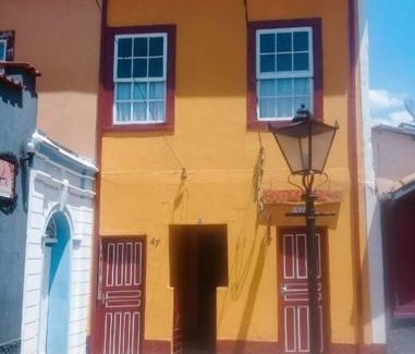 Sao Luiz Do Paraitinga House | Cozy Casa Centenária on the Vibrant SLP Boardwalk