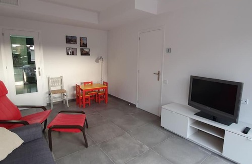 Sant Vicenc de Montalt House | Inviting Casa Centro del Pueblo with Private Pool & Ocean View