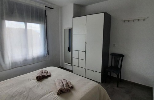 Sant Vicenc de Montalt House | Inviting Casa Centro del Pueblo with Private Pool & Ocean View