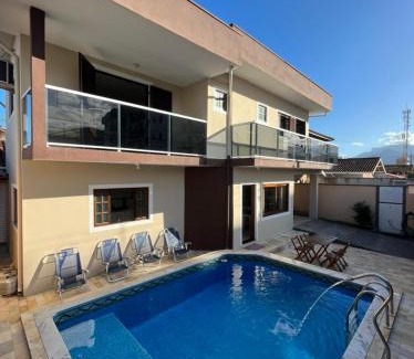 Umuarama House | Ideal Casa Centro with Pool and Oceanfront Views