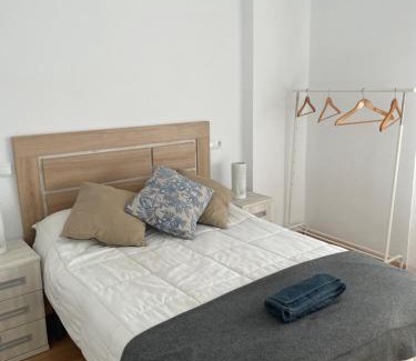 Logrono City Centre Apartment | Convenient Casa Centro Logroño - Family and Pet Friendly