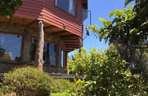 Pichilemu House | Casa cerró la Cruz: Ocean View Hot Tub Retreat Awaits