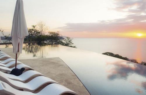 Las Catalinas Hotel | Adults Only Oasis: Casa Chameleon Hotel with Ocean View
