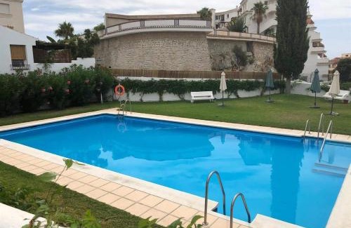Velilla-Taramay Apartment | Casa Chana: 4-Star Retreat with Pool and Hot Tub