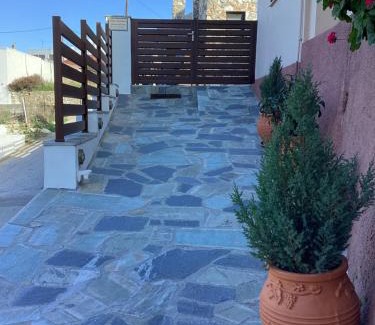 Embonas House | Casa Charma - Family-Friendly Retreat with 9.9/10 Rating
