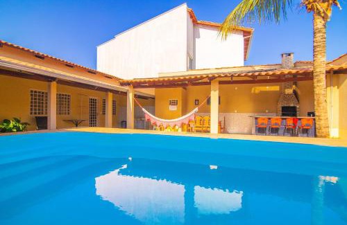 Bandeirantes Villa | Inviting Casa com Piscina e Atraente Localização