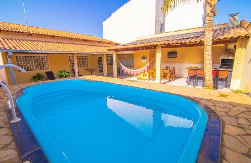 Bandeirantes Villa | Inviting Casa com Piscina e Atraente Localização
