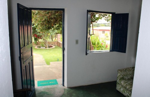 Mucuge House | Charming Casa Cheia: Child-Friendly & Wheelchair Accessible