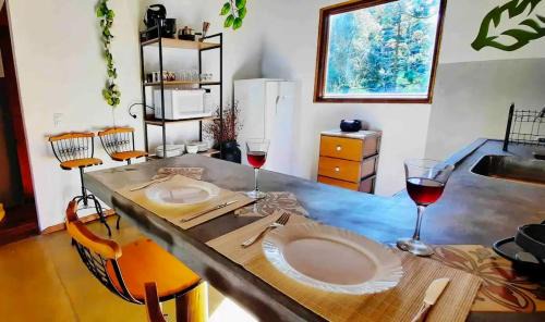 Sapucai-Mirim House | Exceptional Stay at Casa Cipreste: Family & Pet Friendly