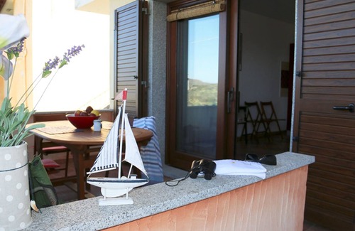 Lu Bagnu House | Cozy Casa Cipro: Pet-Friendly 1 Bedroom in Lu Bagnu