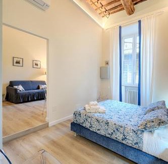 Siena Historical Center Apartment | Top-Rated Casa Ciseri: Family-Friendly with Gourmet Dining