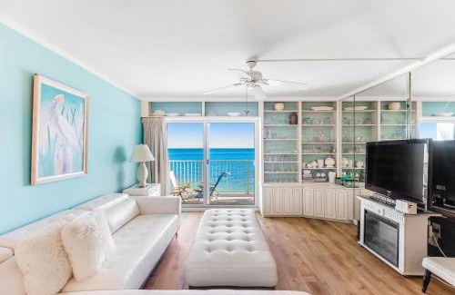 Key Colony Beach Apartment | Relax at Casa Clara #105 with Pool and Family-Friendly Vibes
