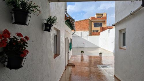 Motilla del Palancar House | Family-Friendly Getaway at Casa Clari - Rated 9/10!