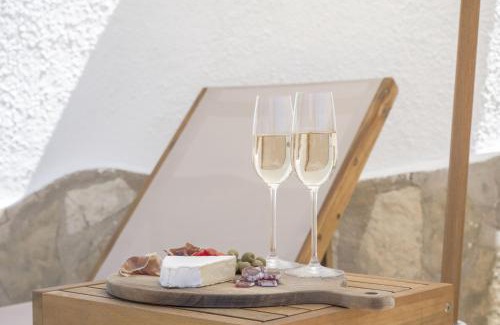 Teulada Villa | Casa Clavel: Family-Friendly Retreat with Pool & Pets Welcome