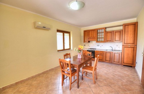 Ascea House | Bright and Inviting Casa Clelia D: Pet Friendly Stay