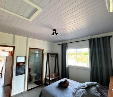 Praia da Armacao do Itapocoroi House | Family-Friendly Casa Near Beto Carrero with Top Amenities