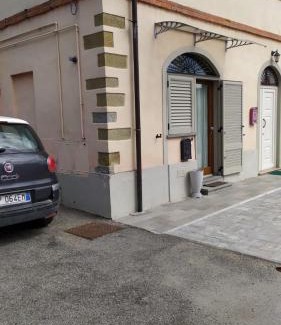 Ponte Buriano Apartment | Welcoming Casa Clorinda: Child-Friendly Retreat with 9/10 Rating