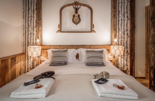 Sauze d'Oulx House | Discover Casa Clotes: Pet-Friendly Retreat in Sauze d'Oulx