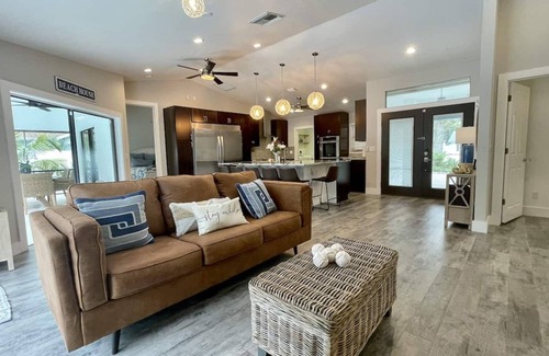 Palm River Estates House | Coastal Bliss at Casa Coastal Feliz - Top Rated Oceanfront Retreat
