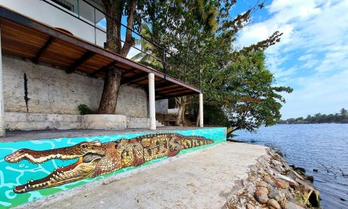 Ursulo Galvan House | Casa Cocodrilo