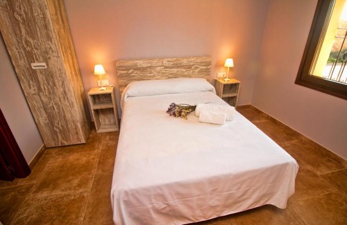 Almunia de San Juan House | Family-Friendly Stay at Casa Codeta with 9.3/10 Rating