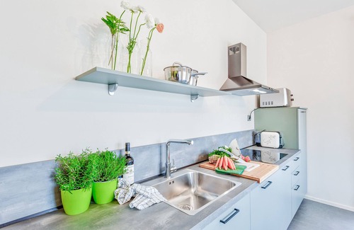 Barolo Apartment | Casa Colbert Barolo: Family-Friendly Getaway with Breakfast