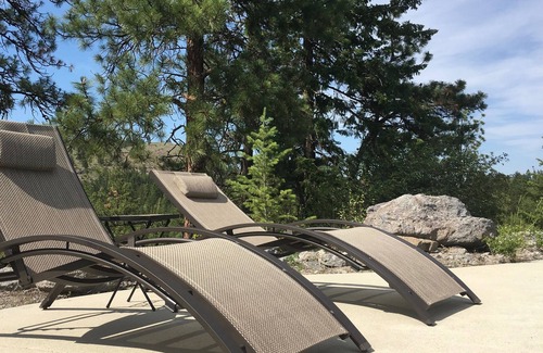 Okanagan-Similkameen Bed & Breakfast | Casa Colina Bed & Breakfast - The West Queen Suite