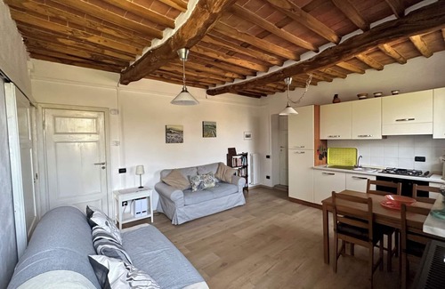 Cascine-La Croce Apartment | Delightful Casa Colle: Pool, Garden & Mountain Views