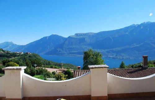 Prabione Apartment | Discover Casa Colombo: Family-Friendly & Pet Welcoming Stay