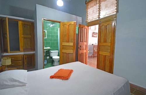 Cienfuegos House | Eco-Friendly Ocean View Retreat at Casa Colonial Lalita