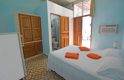 Cienfuegos House | Eco-Friendly Ocean View Retreat at Casa Colonial Lalita