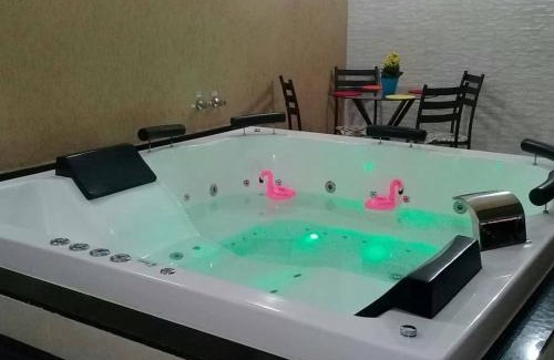 Trindade House | Cozy Retreat with Hot Tub, Rated 9.1/10 - Family Friendly