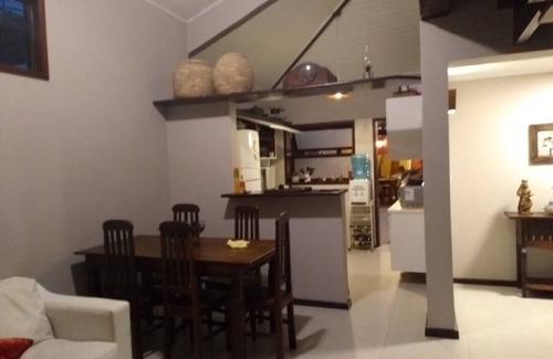 Porto Belo House | Relax in Casa com 3 Suítes with Pool & Spa Access